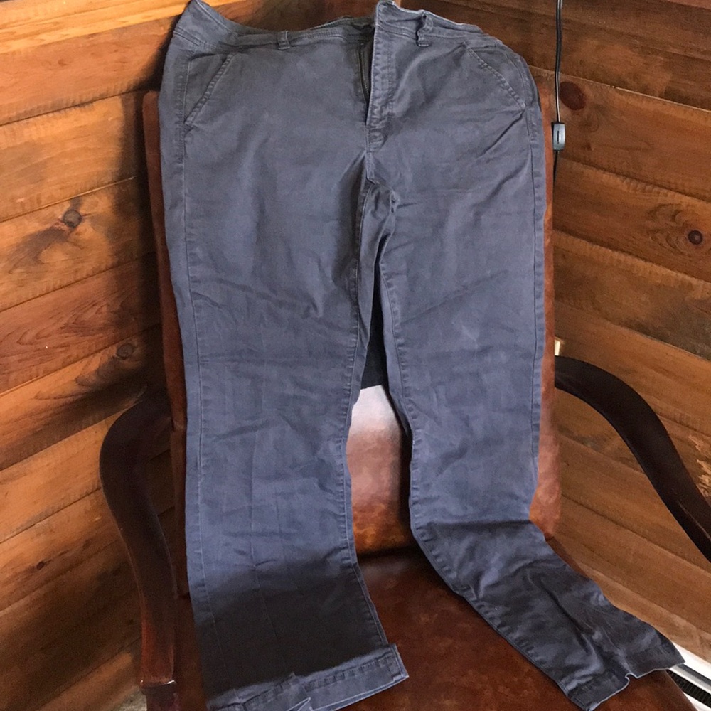 American Eagle pants